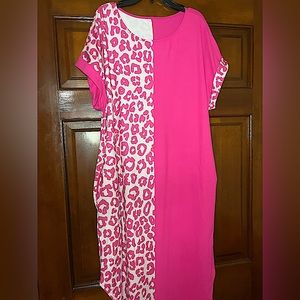 Pink/ White Cheetah Print Large